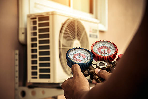 Professional Hvac technician working in Lyons, NJ